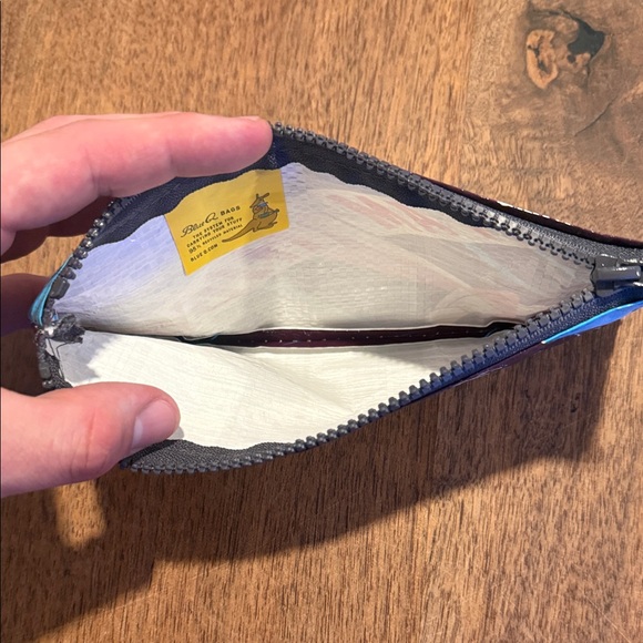 BLUE Q Zipped Pouch - Picture 4 of 7